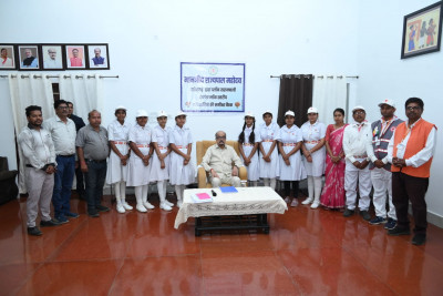 रायपुर : राज्यपाल से रेडक्रॉस प्रतिनिधियों ने की सौहार्दपूर्ण भेंट