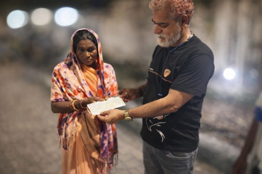 विद्युत संयंत्र दुर्घटना के मृतकों के परिवारों को दिया जा रहा मुआवजा…