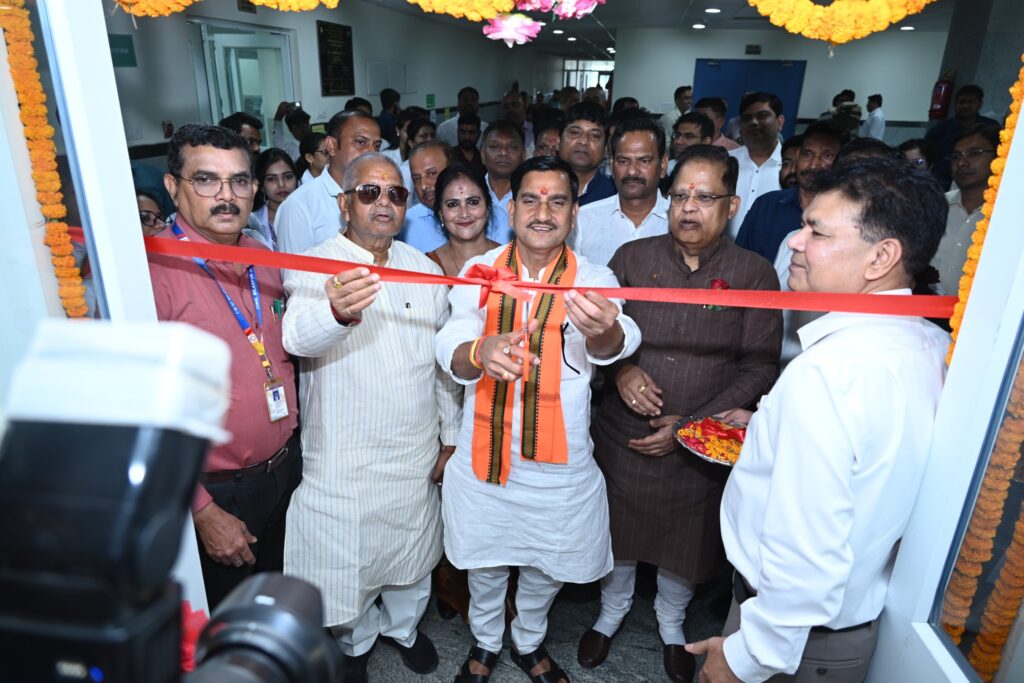 केंद्रीय राज्य मंत्री तोखन साहू ने एनटीपीसी सीपत के लगभग 7.19 करोड़ रुपये के सीएसआर कार्यों का किया लोकार्पण…शासकीय सुपर स्पेशियलिटी हॉस्पिटल और सिम्स को मिली सौगात..
