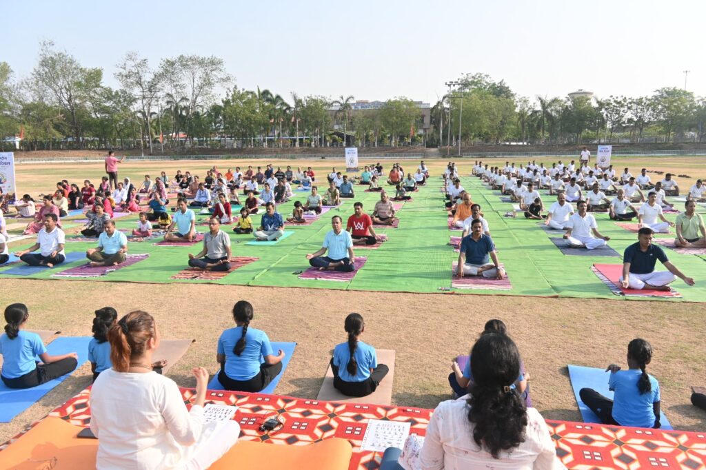 मन, शरीर और आत्मा के संतुलन का संदेश: एनटीपीसी सीपत में अंतरराष्ट्रीय योग दिवस 2026 का आयोजन*
