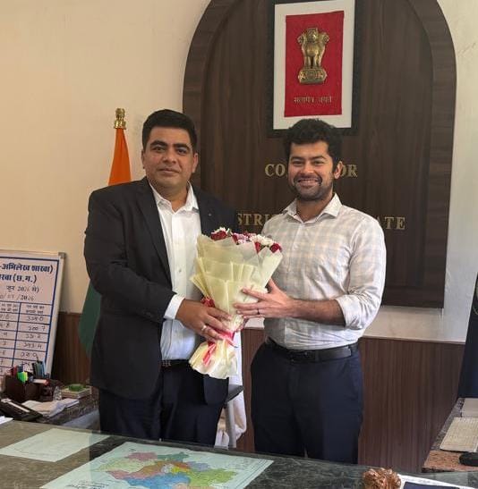 कोरबा जिला पंचायत सीईओ बनने पर आईएएस तन्मय खन्ना का सम्मान, भावभीनी विदाई के साथ दी गई शुभकामनाएं