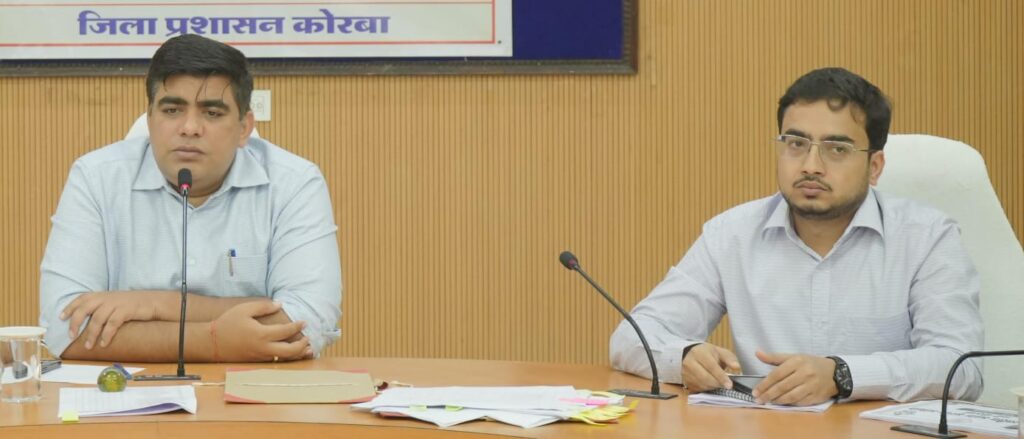 बारिश से क्षतिग्रस्त सड़कों, पुल-पुलियों एवं अन्य संरचनाओं की जानकारी शीघ्र प्रस्तुत करें: कलेक्टर दुदावत