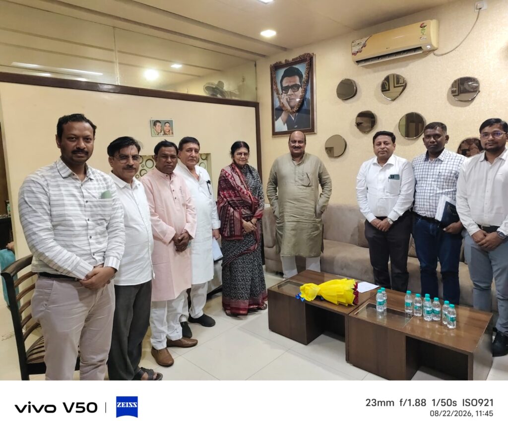 दूरदराज गांवों,शहरो में नेटवर्क सुधारने सांसद ज्योत्स्ना महंत ने अफसरों की ली क्लास..