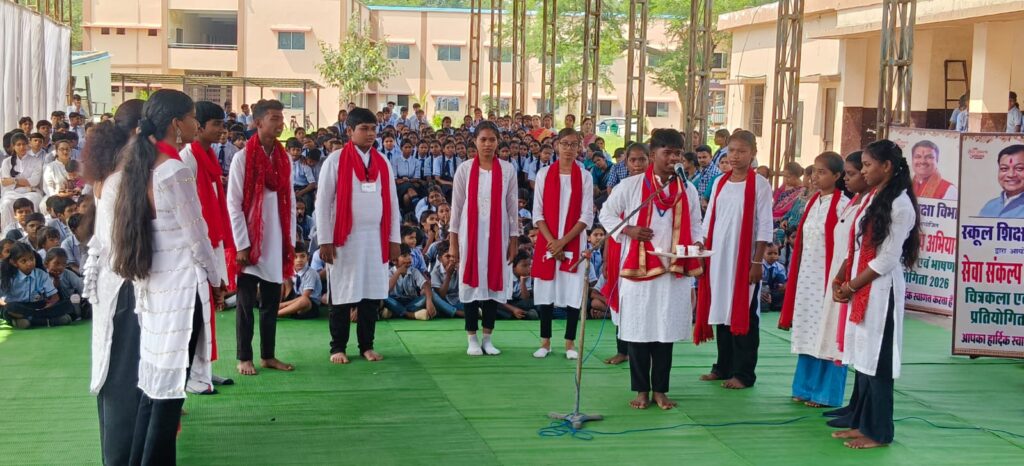 ’नमो सेवा गाथा अनकही कहानियां में विद्यार्थियों ने नुक्कड़ नाटक से दिखाई 25 वर्षों की सेवा और विकास यात्रा’